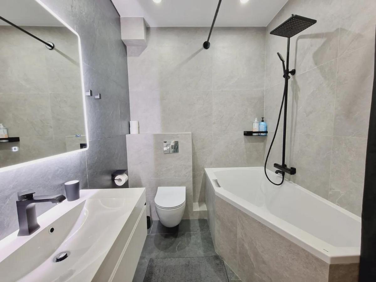 Полностью Приватные Апартаменты Wi-Fi 2 Erivan Exterior foto